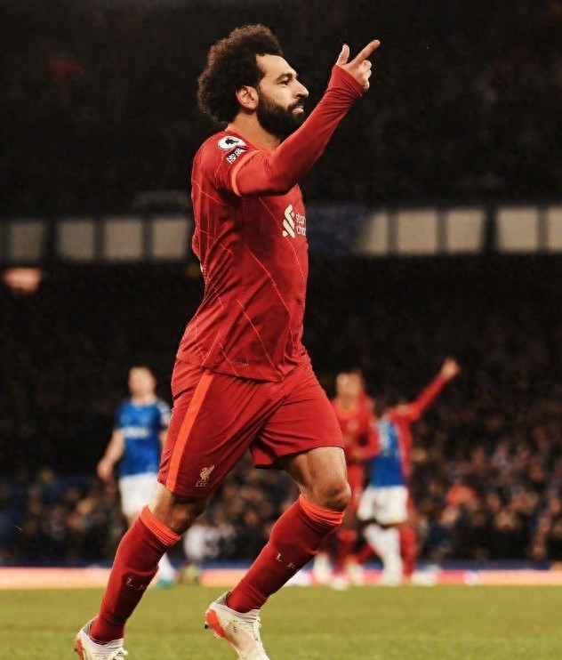 B体育体育官方入口-埃弗顿新帅上任，球队面临挑战