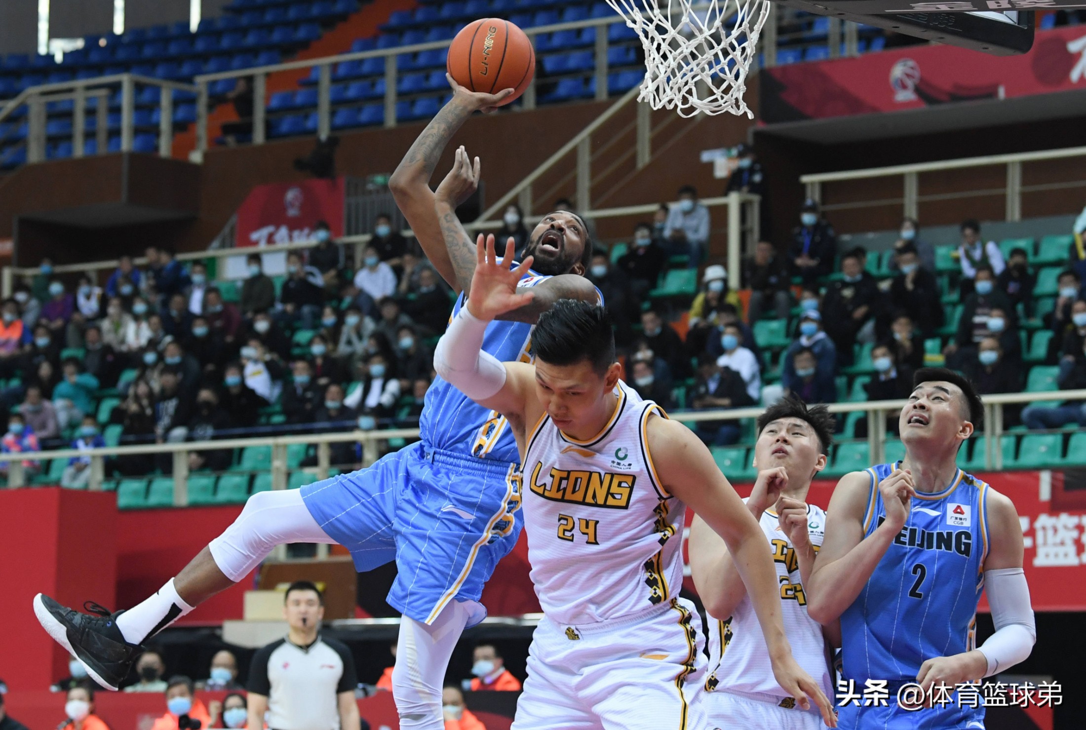 黑龙江男篮力挽狂澜,终结广州队六连胜的简单介绍 黑龙江男篮力挽狂澜,终结广州队六连胜的简单介绍