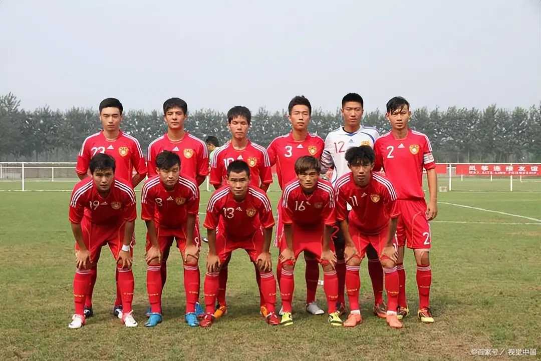 B体育体育教练-中国足球联赛中哪支球队表现最出色？的简单介绍