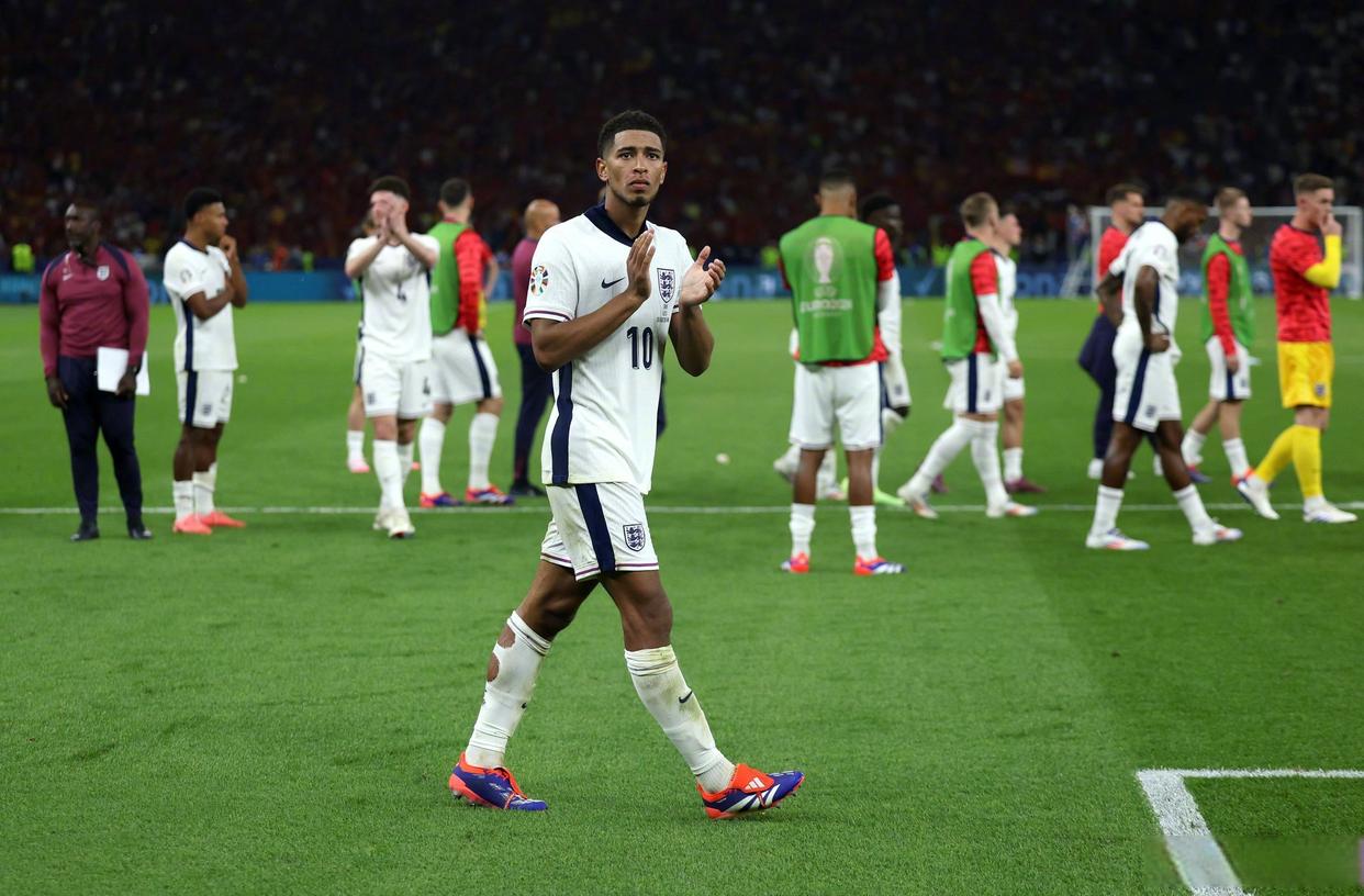 包含西班牙战英格兰，获得胜利稳定排名第一的词条