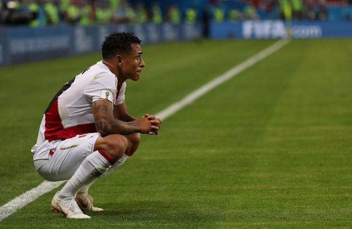 B体育体育网页版登录入口-输球之后球队总结经验不懈努力