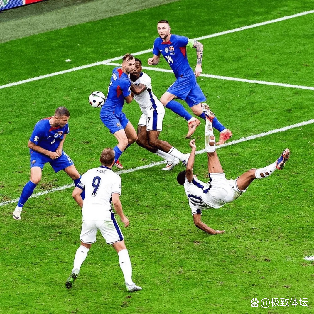 英格兰队表现抢眼，成功晋级半决赛
