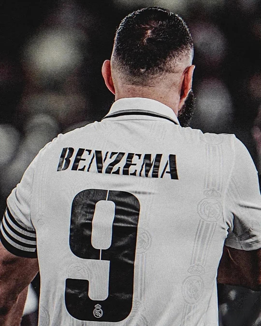 关于塞维利亚签下意甲射手，或将成为下一位本泽马？的信息