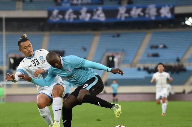 B体育体育网页版入口-大连一方惨遭深圳佳兆业逆转，遭遇连败的简单介绍